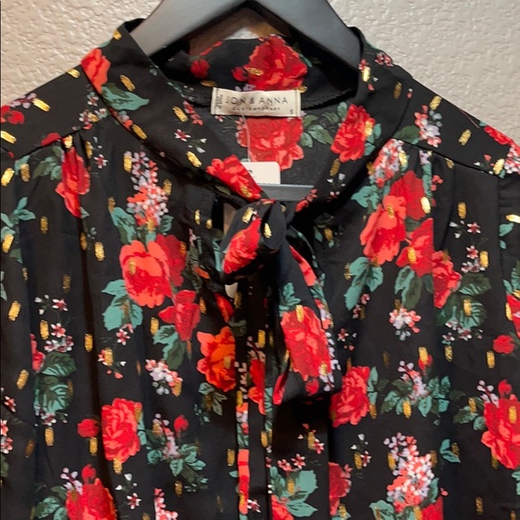 Jon & Anna Black Multi Color Floral 3/4 Sleeve Top - Picture 5 of 10